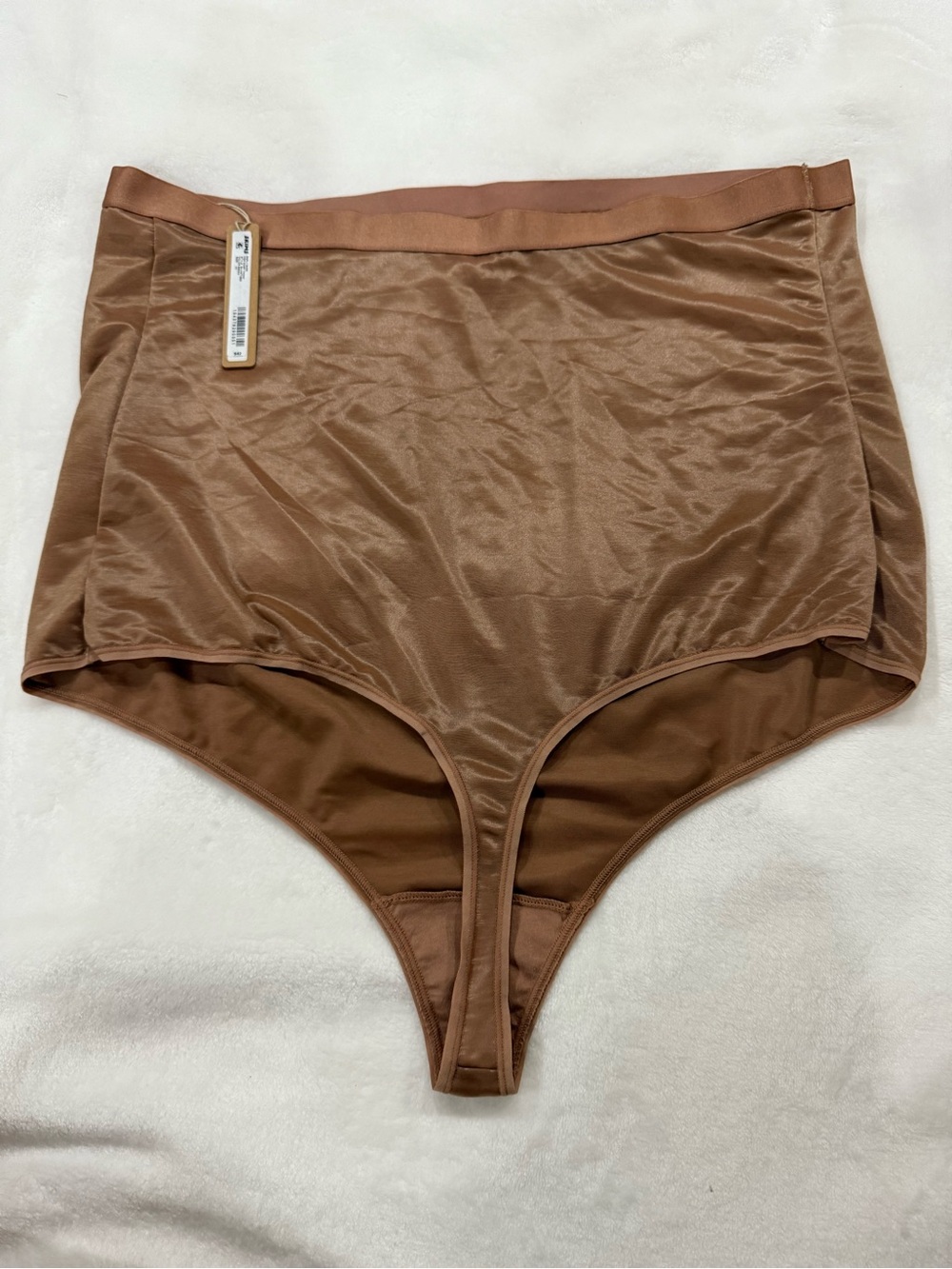 SKIMS High-Waist Shaping Thong Panty - Taupe Brown
